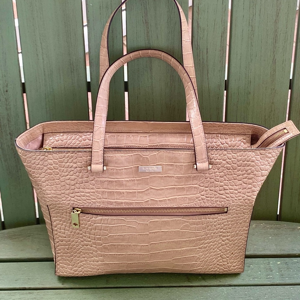kate spade parliament large exotic brantley tote (RETAIL $495) - Picture 9 of 14